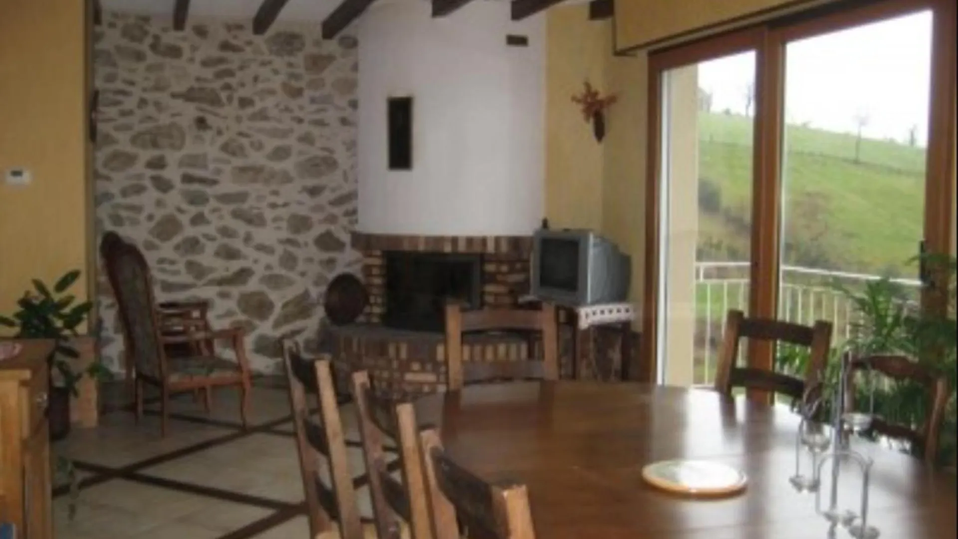 Holiday home Maison Confortable A Compolibat Cheminee Et Jardin Villa